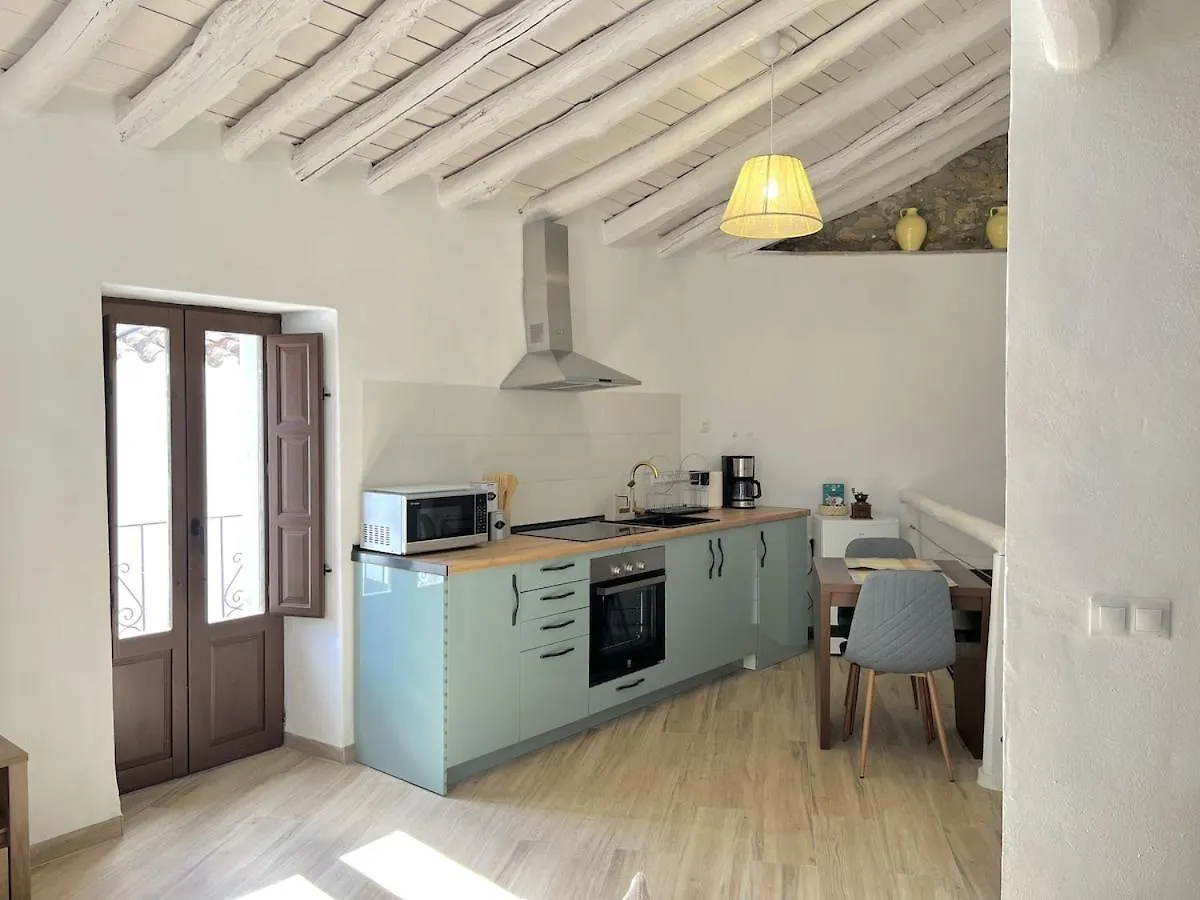 Casa Salome, Alojamiento Con Terraza Y Vistas Al Valle Benadalid